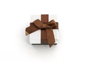 Beneto Weiße Geschenkbox mit braunem Band KP9-5