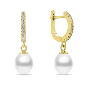 Brilio Silver Bezaubernde vergoldete Ohrringe mit Perlen EA650Y