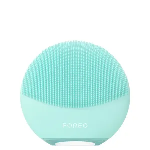 FOREO LUNA™4 Mini Reinigungsgerät für das Gesicht Coral