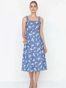 Trendyol Kleid Blau #220409