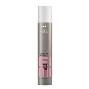 Wella Professionals Haarspray mit starker Fixierung Mistify Me Strong (Hairspray) 300 ml