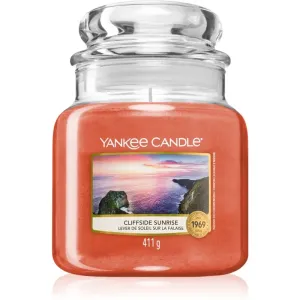 Yankee Candle vonná svíčka Cliffside Sunrise Classic střední Home Rosa